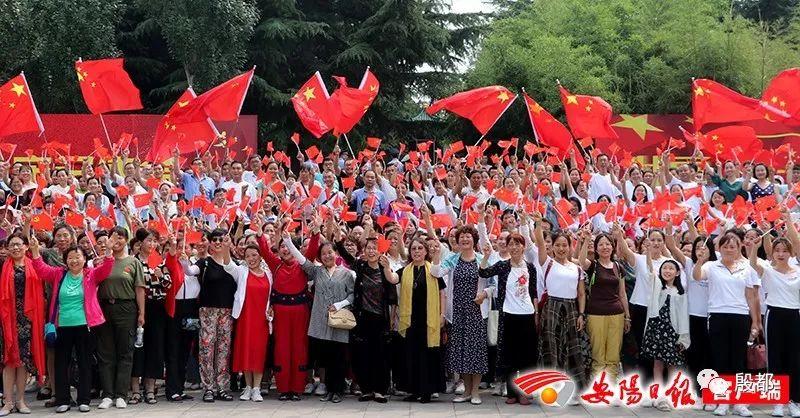 媒体:风暴“伊莎”过后英国还有近1.1万人未恢复供电