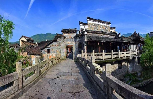 志安在台湾做上节目后，被人肉被网暴，志安在日本公司地址、法人信息泄漏
